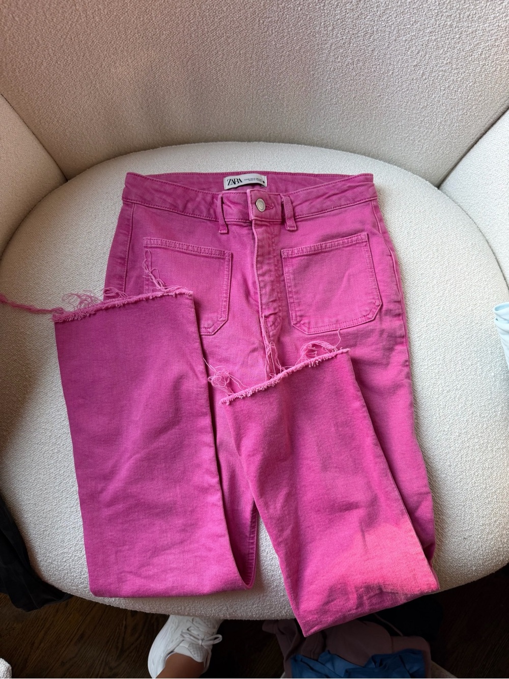Zara Bright Pink Cropped Raw-Hem High-Rise Jeans